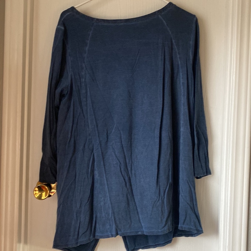 Democracy Blouse - Picture 2 of 3